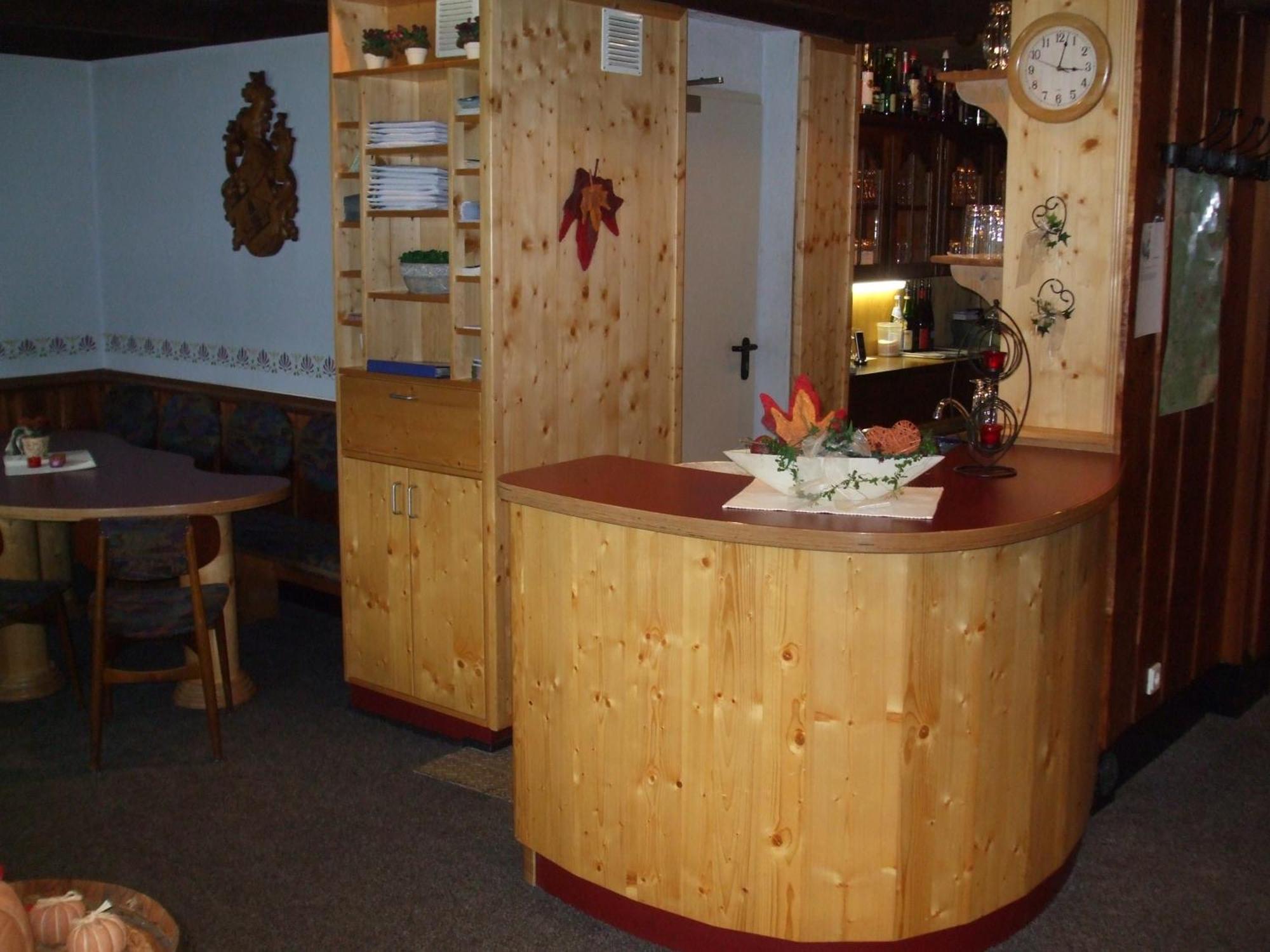 Hotel-Restaurant Zum Dorfkrug Winterberg Buitenkant foto